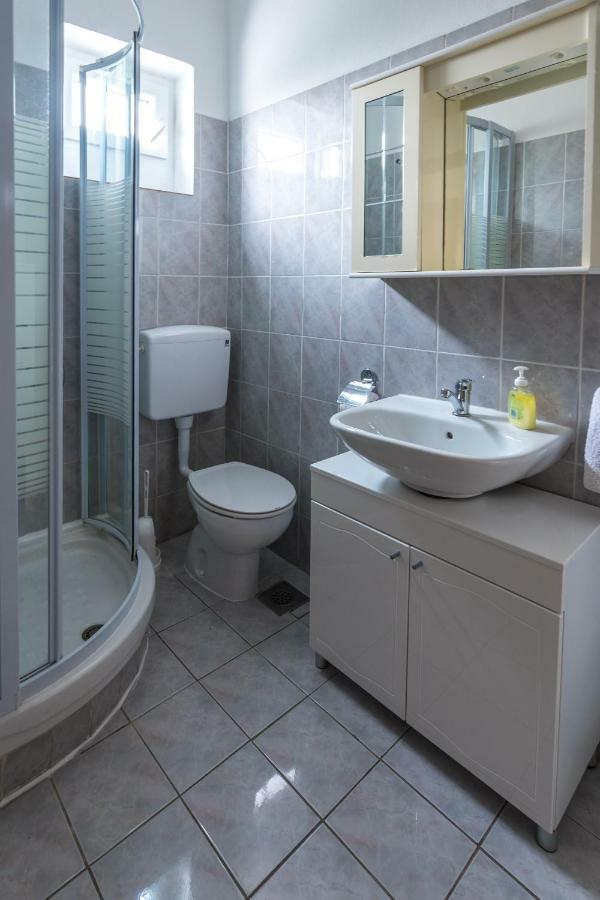Apartman Bilac Vodice Eksteriør billede